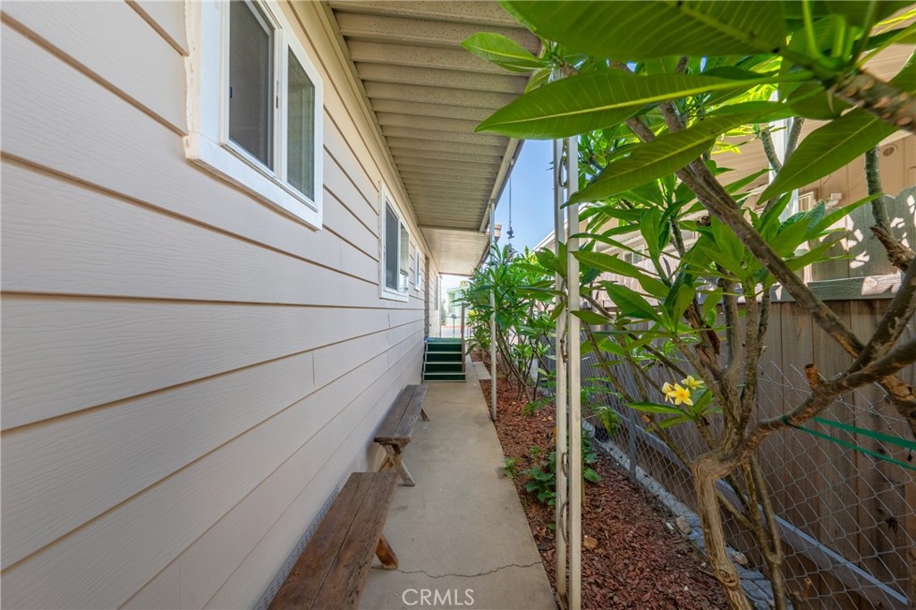 1205 W Cypress St 146
