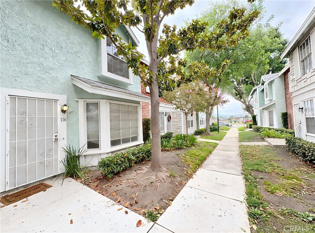5640 Riverside Dr 116