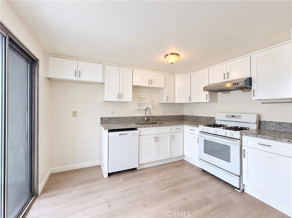 5640 Riverside Dr 116