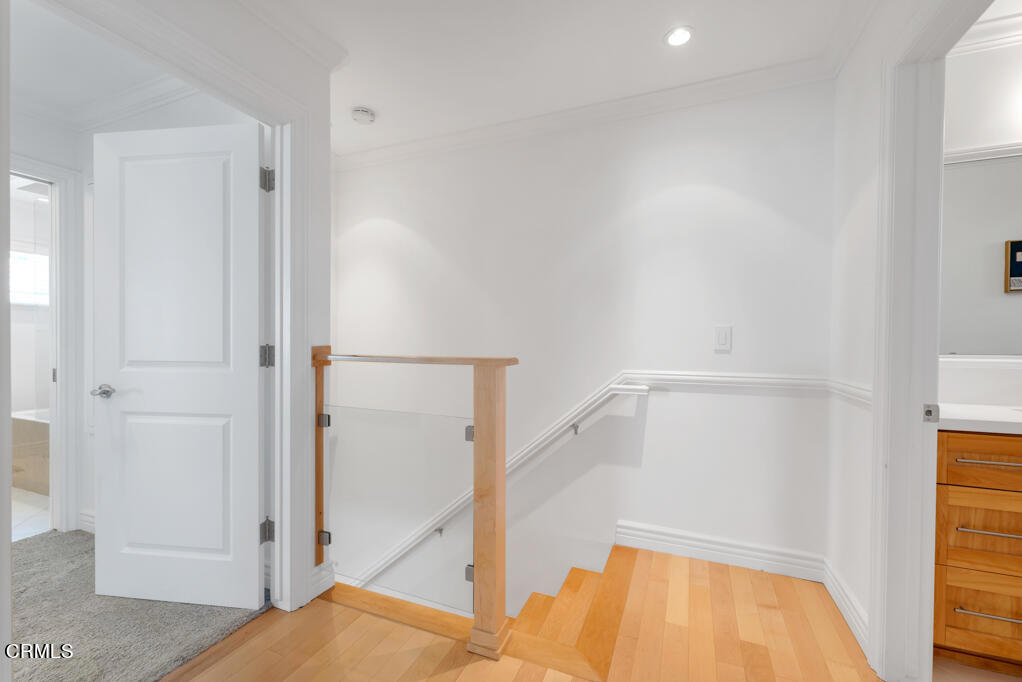 699 County Square Drive 5