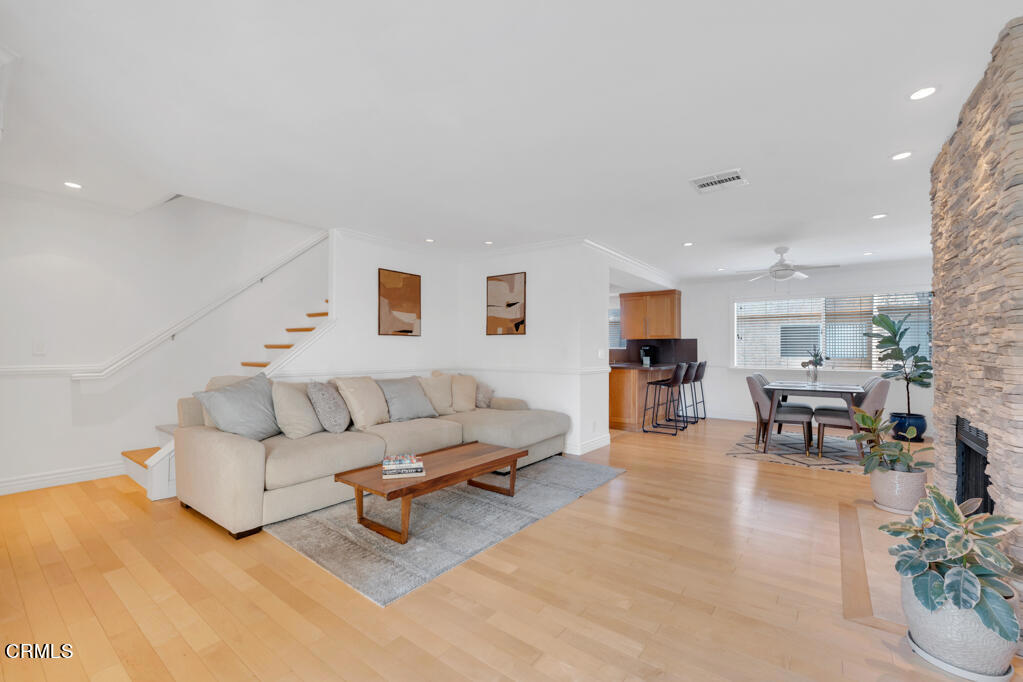 699 County Square Drive 5