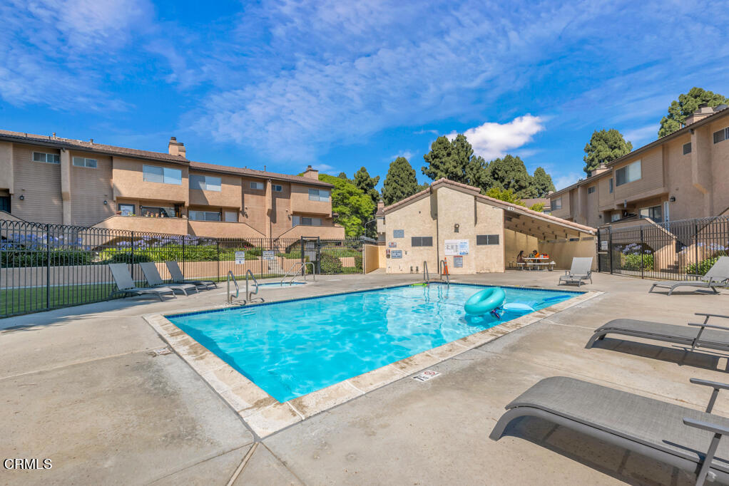 699 County Square Drive 5