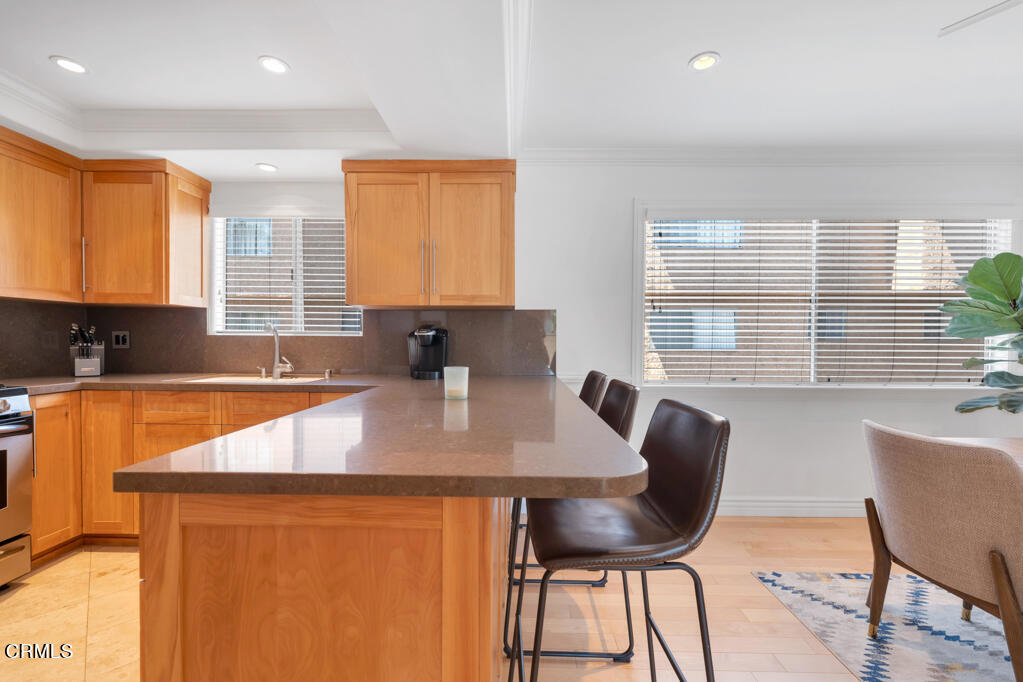 699 County Square Drive 5