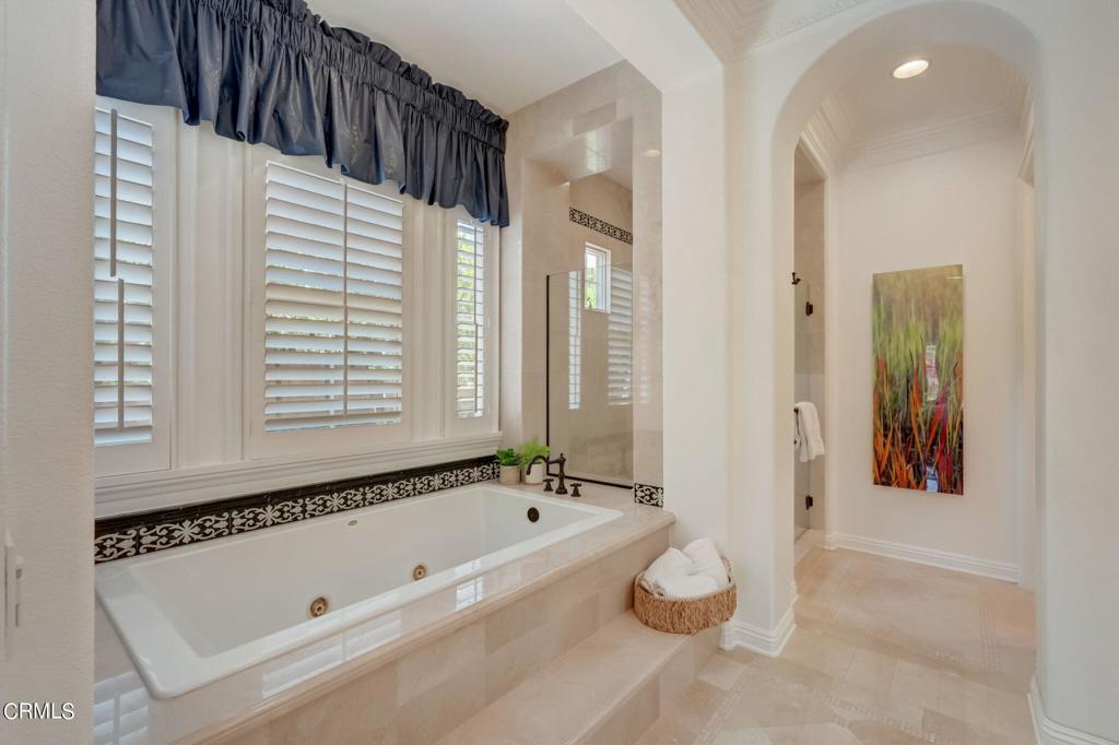 1204 Arroyo View Street