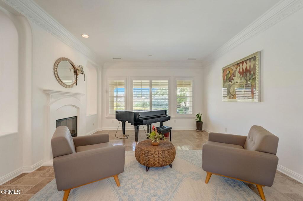 1204 Arroyo View Street