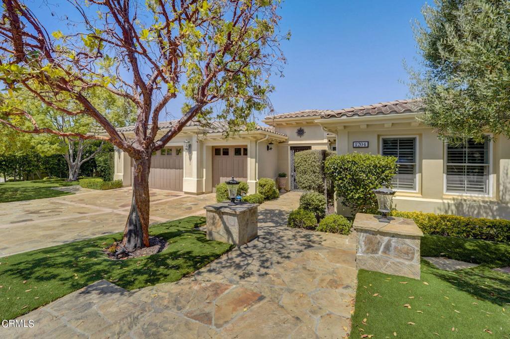 1204 Arroyo View Street