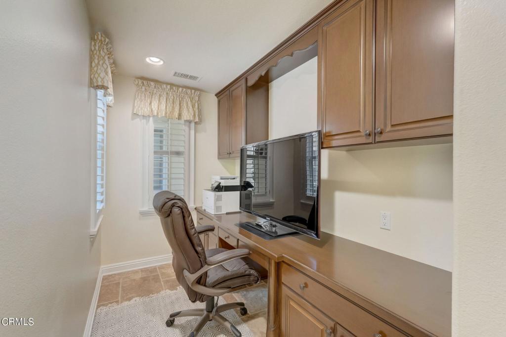 1204 Arroyo View Street