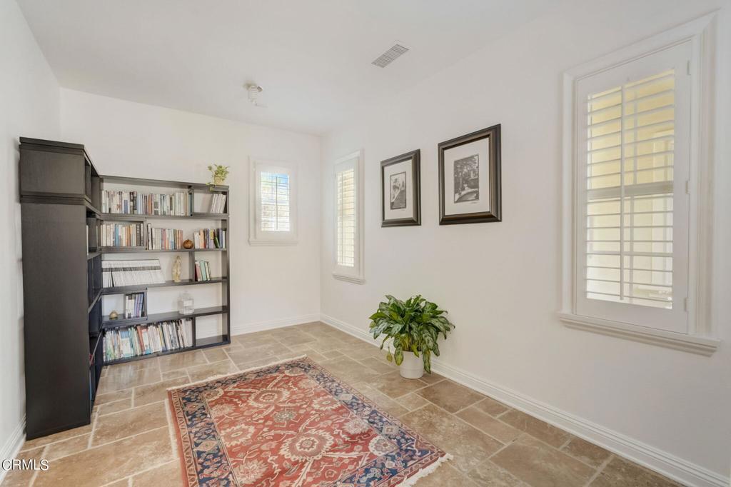 1204 Arroyo View Street