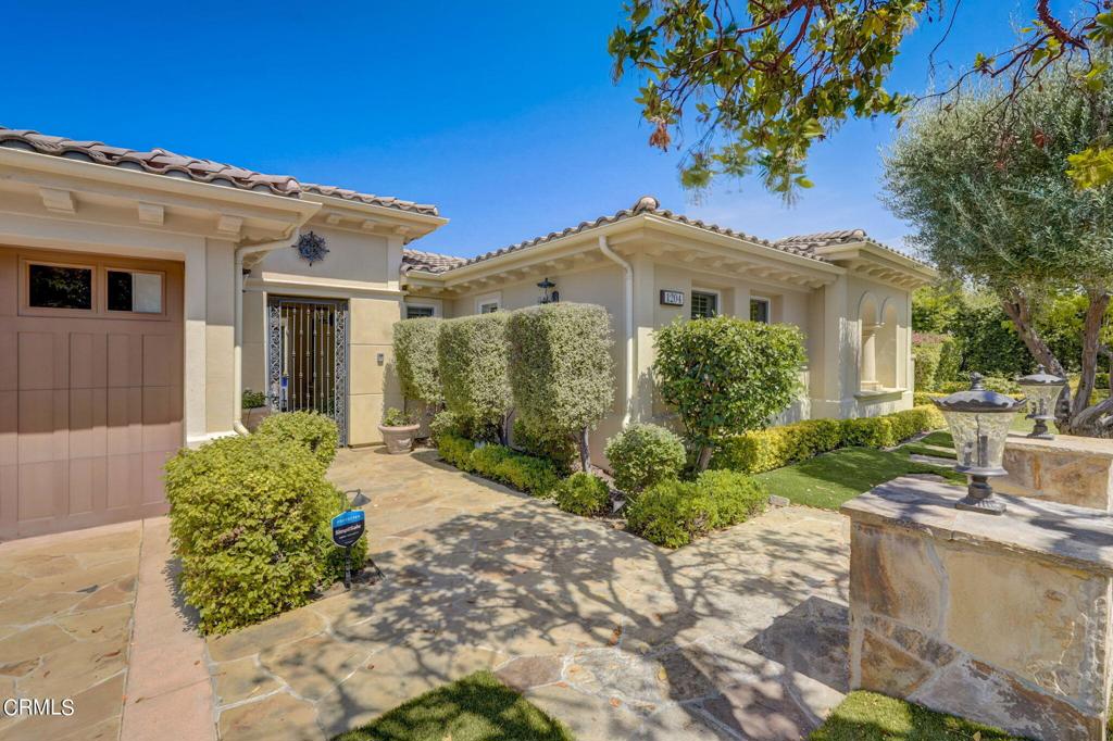 1204 Arroyo View Street