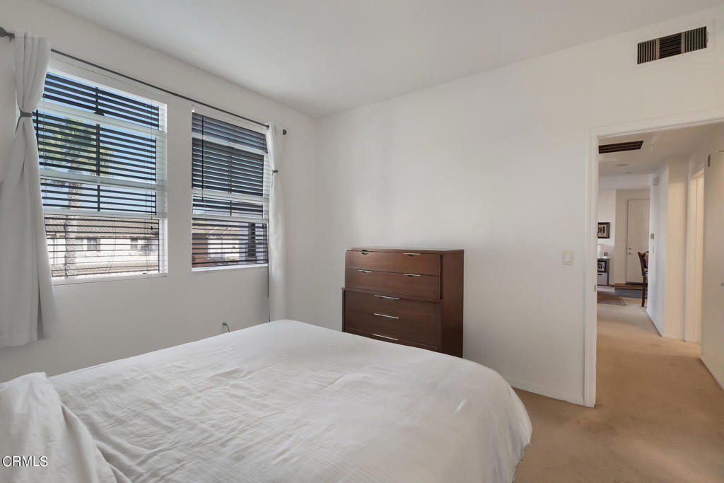 242 Riverdale Court 826