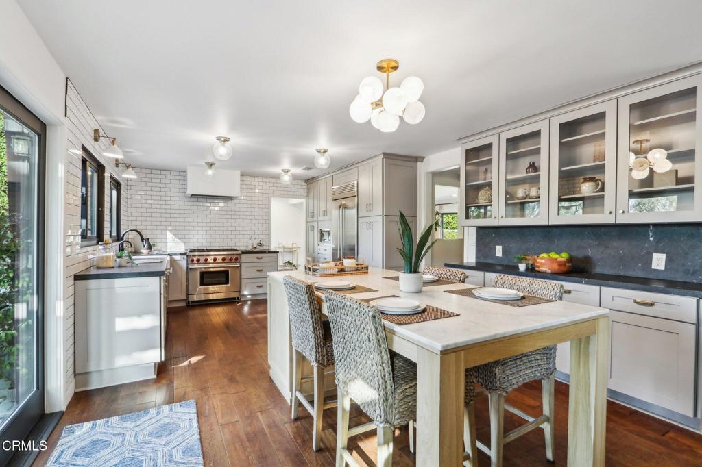 4123 Patrick Henry Place