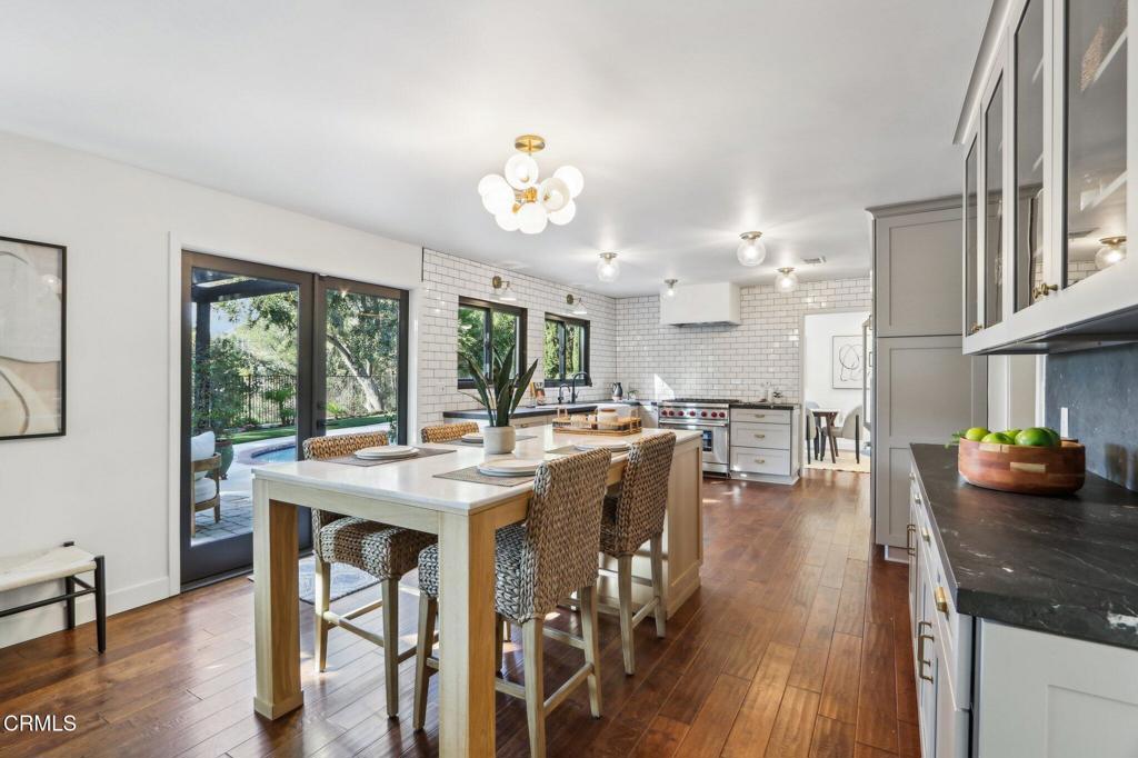 4123 Patrick Henry Place