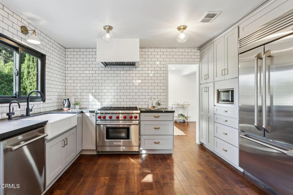 4123 Patrick Henry Place