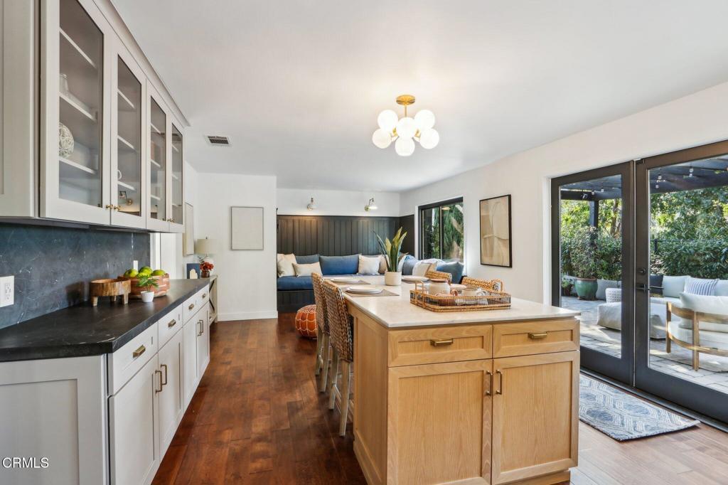 4123 Patrick Henry Place