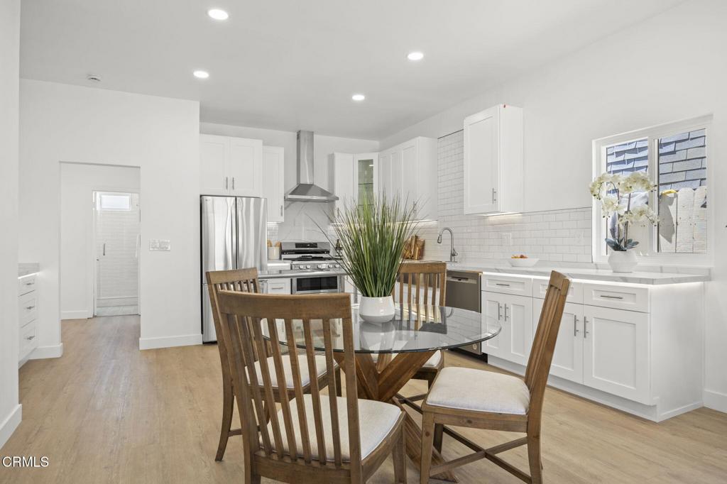 152 Los Angeles Avenue