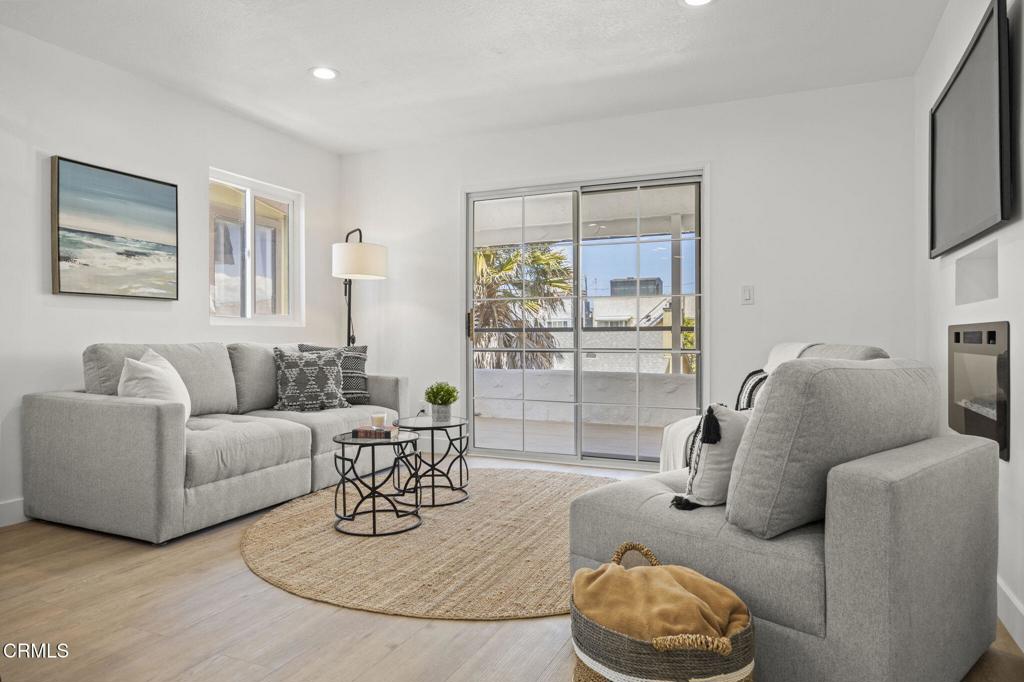 152 Los Angeles Avenue