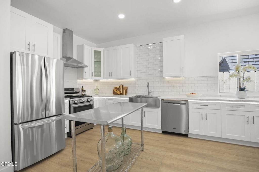 152 Los Angeles Avenue