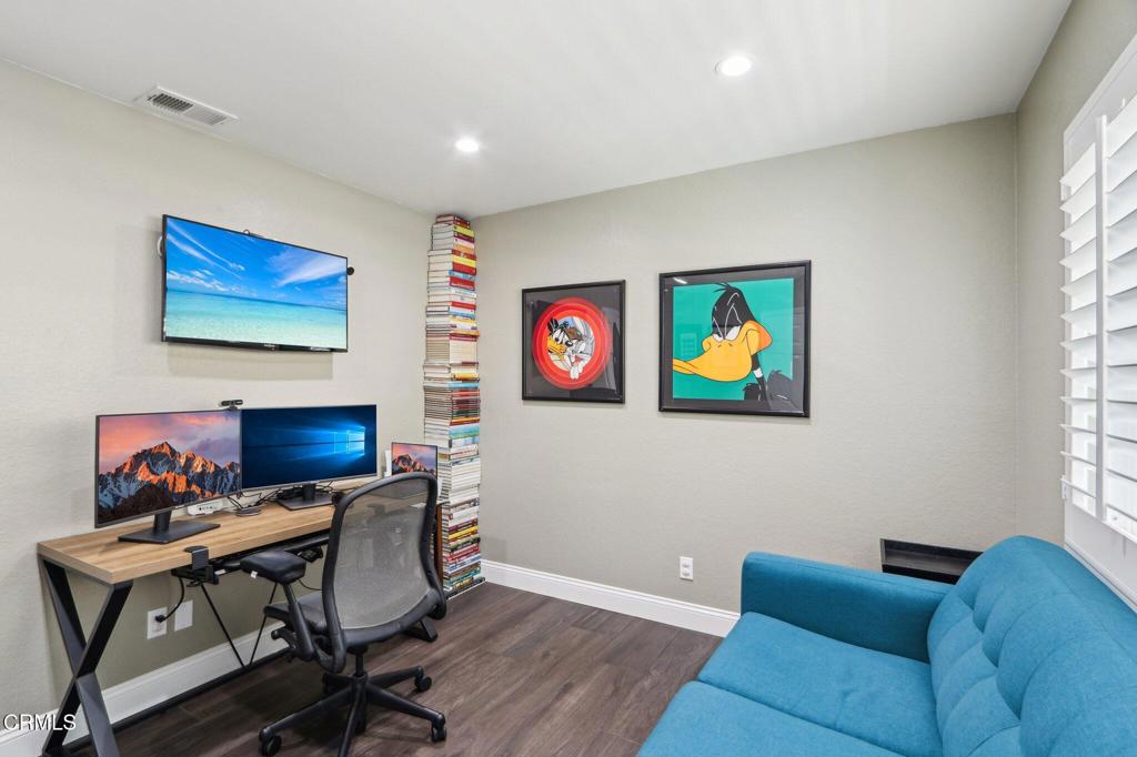 5406 luis Drive
