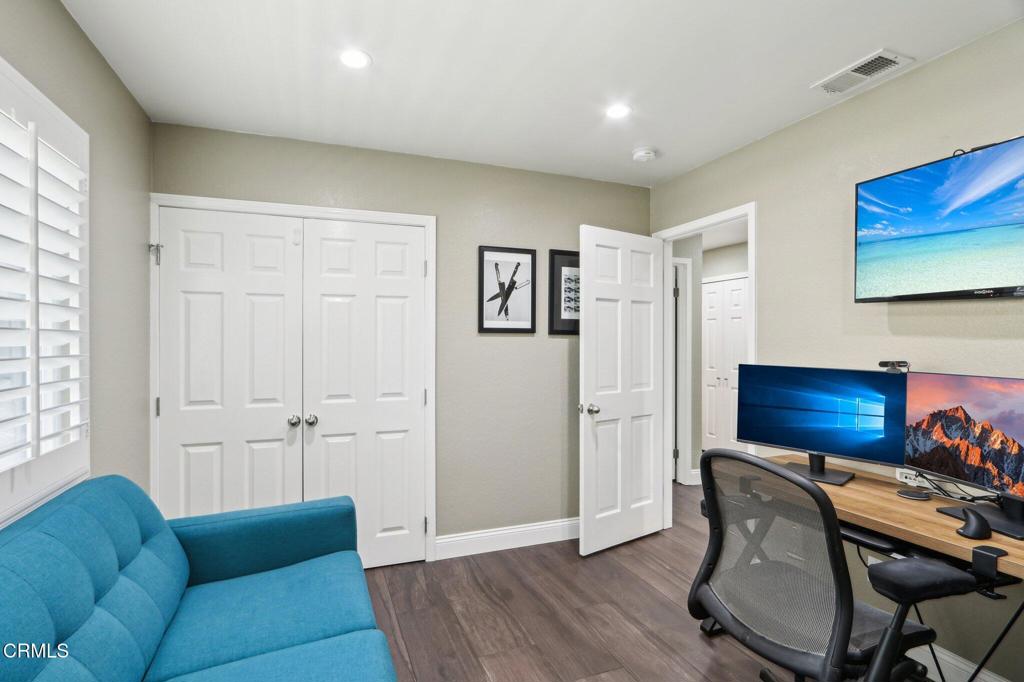 5406 luis Drive