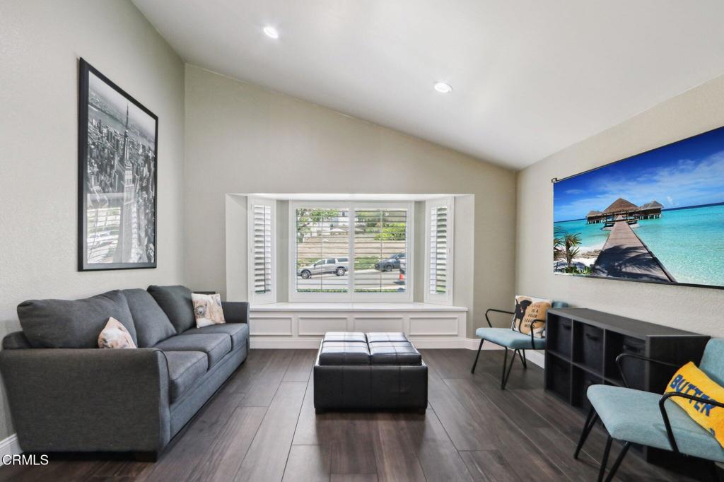 5406 luis Drive