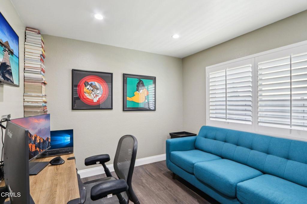 5406 luis Drive