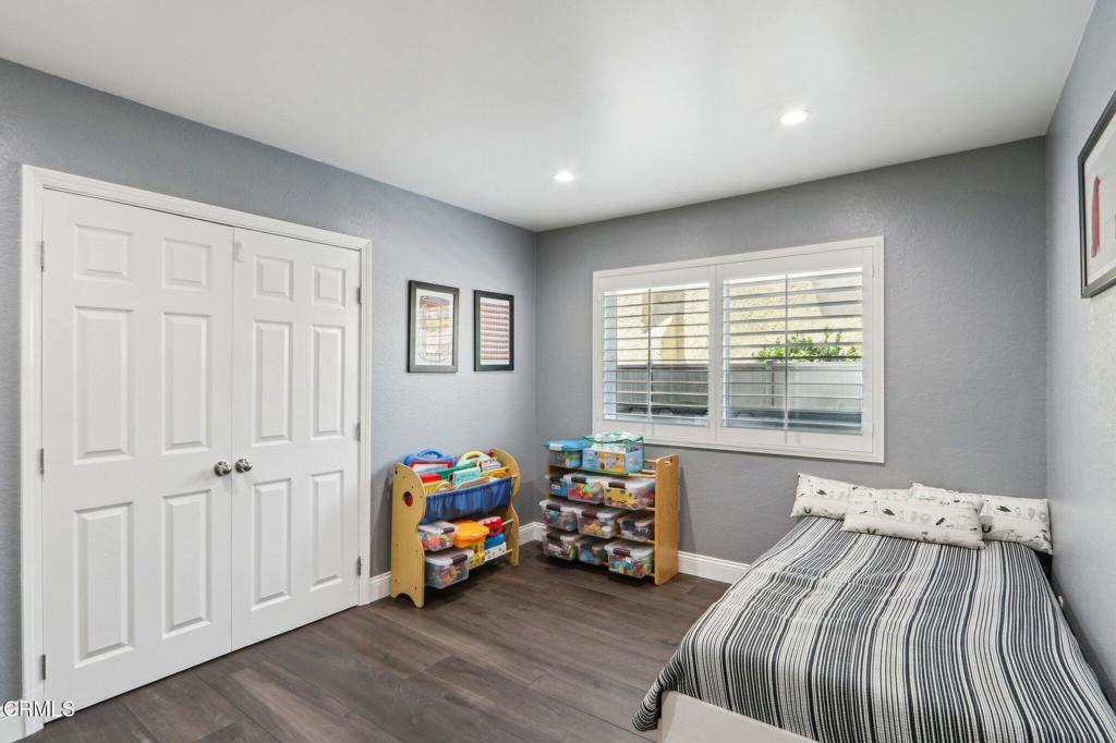 5406 luis Drive