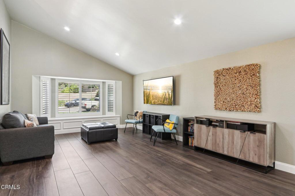 5406 luis Drive