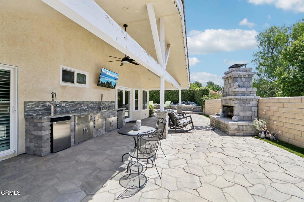 5406 luis Drive