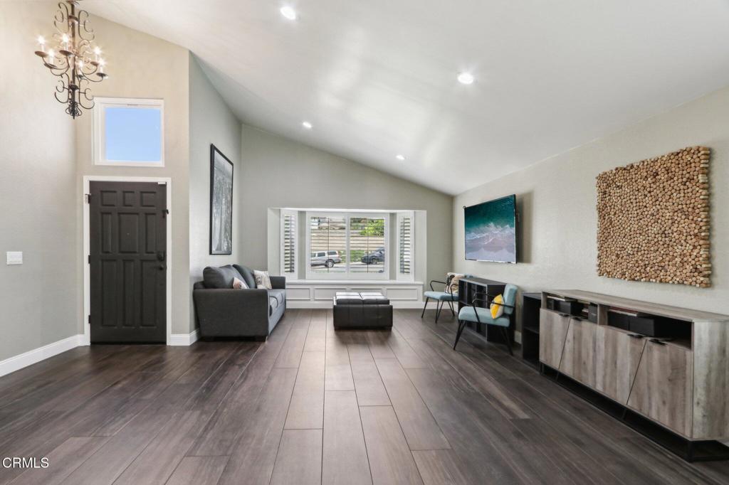 5406 luis Drive