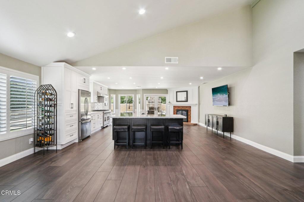 5406 luis Drive