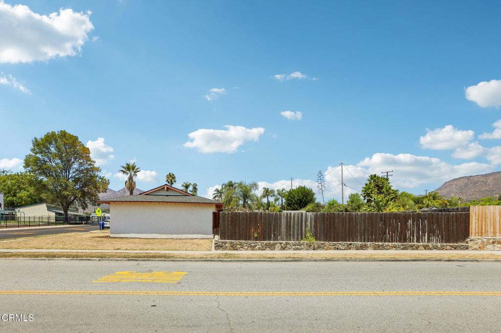 3289 Lesser Drive