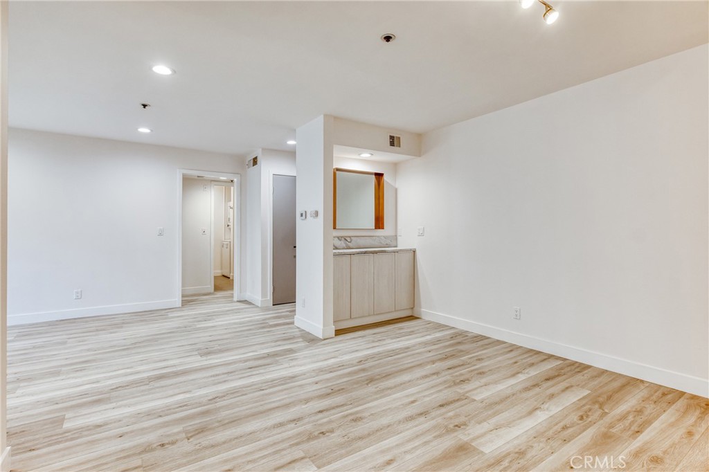 222 S Central Avenue 316