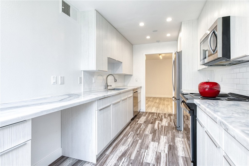 222 S Central Avenue 316