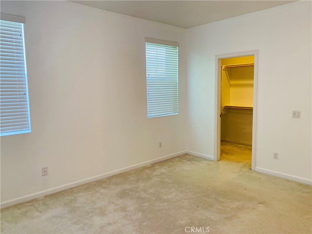3010 E Via Fiano