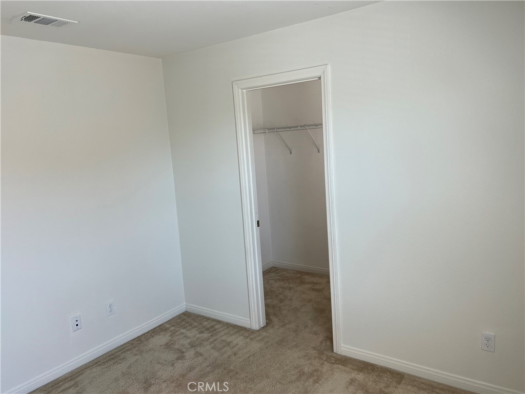 2061 E Sentinel Privado