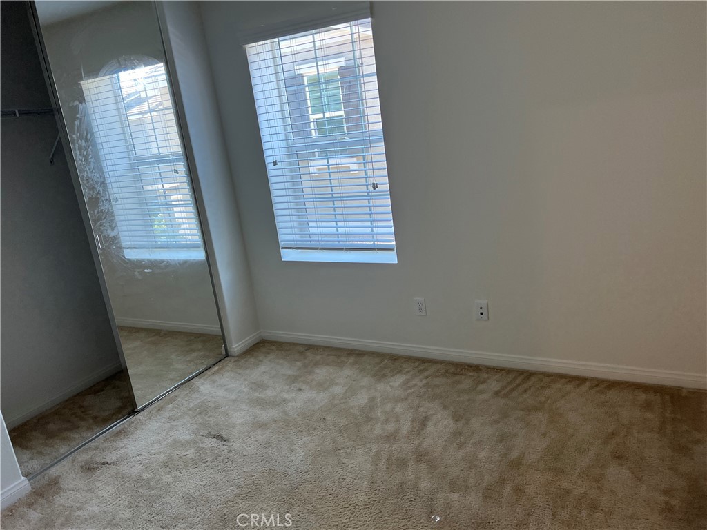 2061 E Sentinel Privado