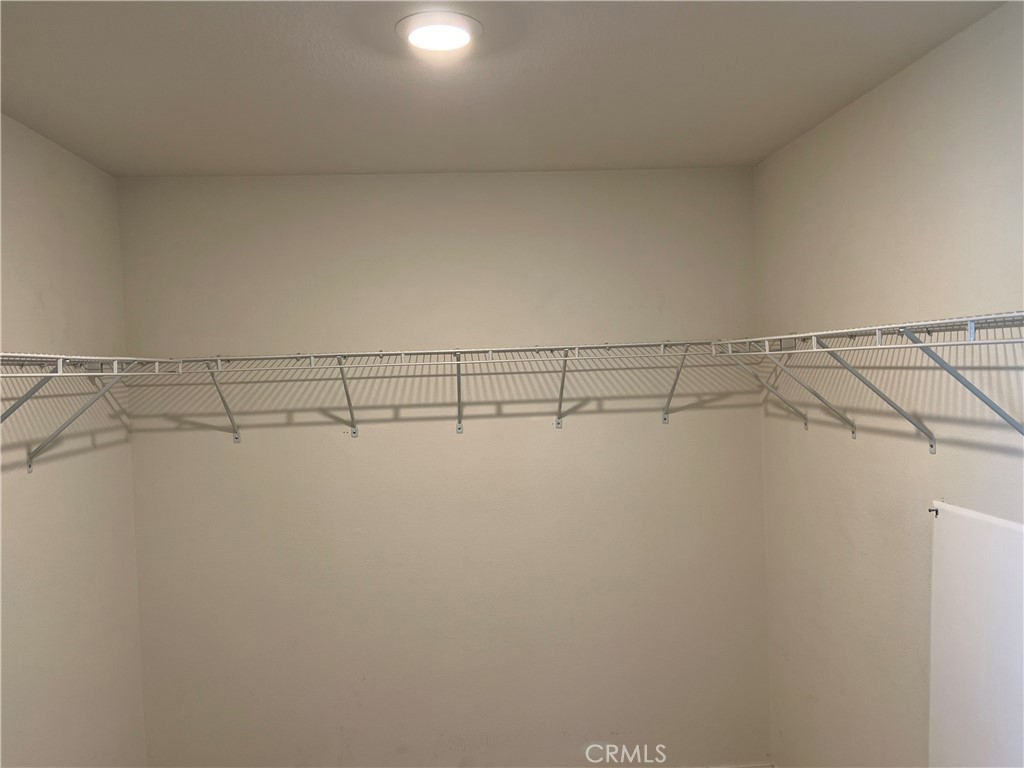 2061 E Sentinel Privado