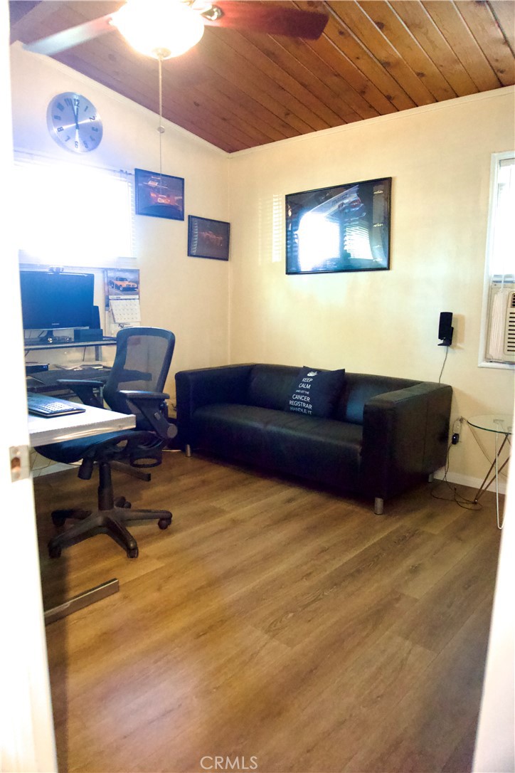 821 E Haltern Street