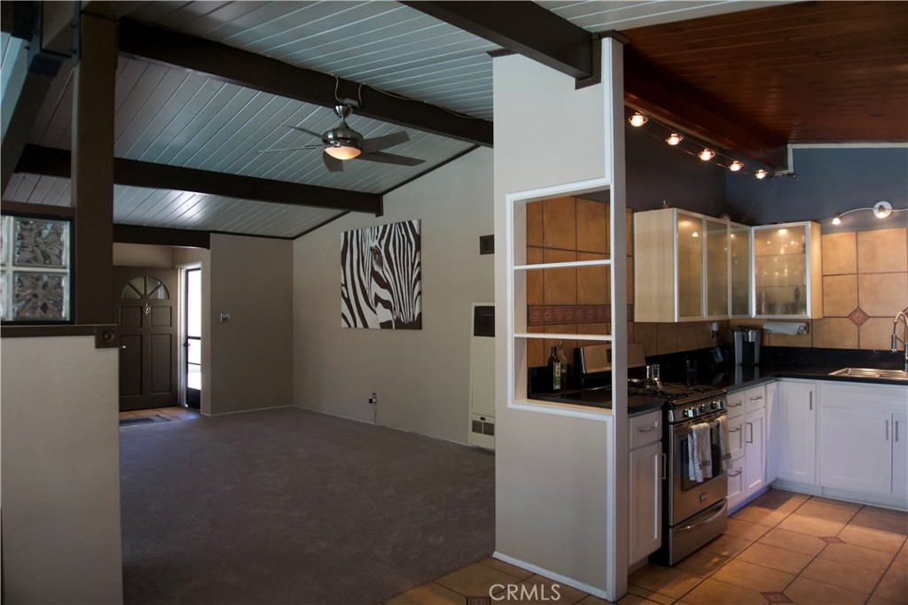 821 E Haltern Street