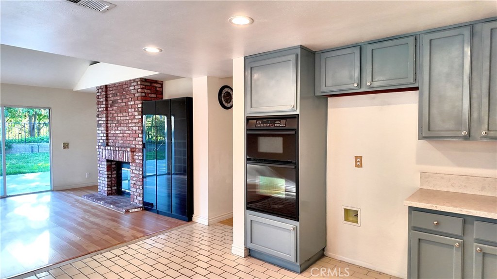 21602 Golden Poppy Court