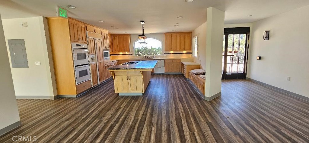 1430 Solomon Road