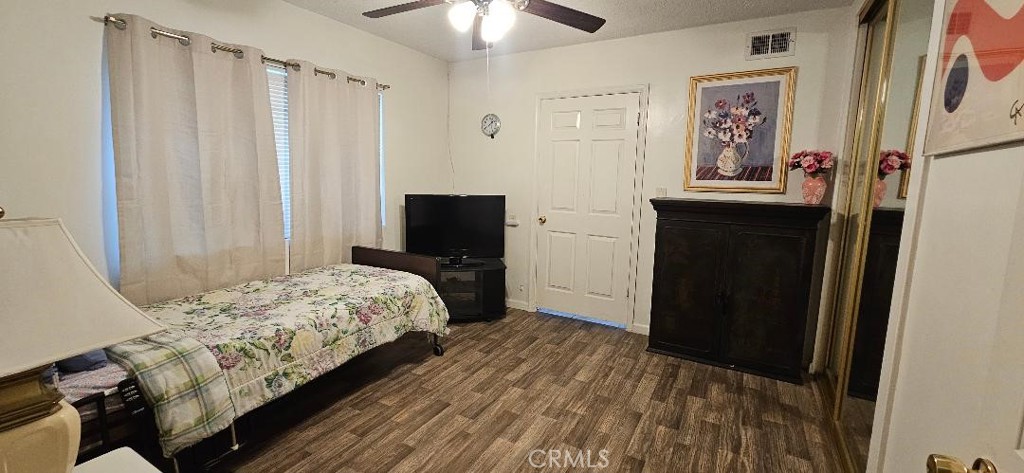 17441 Hiawatha Street