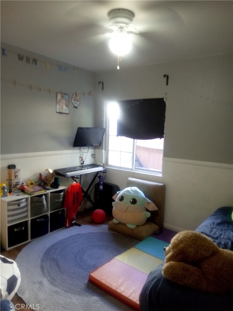 1410 W WASHINGTON Avenue