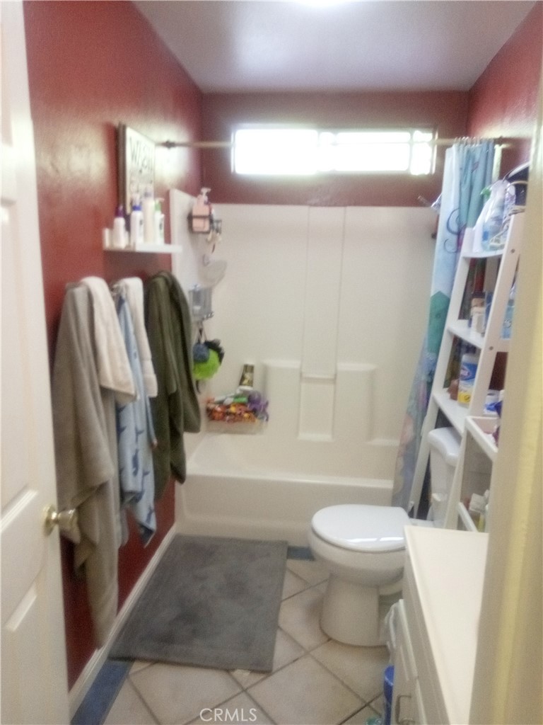 1410 W WASHINGTON Avenue