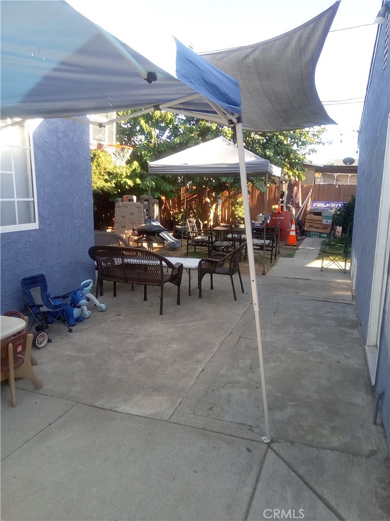 1410 W WASHINGTON Avenue