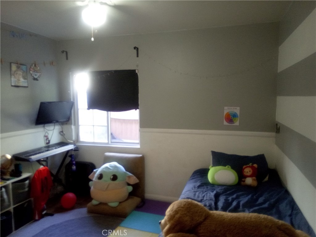 1410 W WASHINGTON Avenue