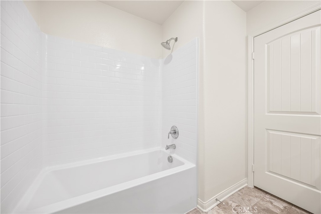 12511 Ava Loma Street