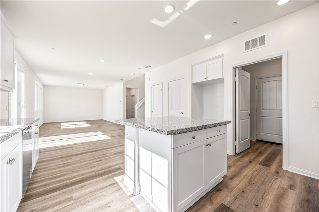 12511 Ava Loma Street