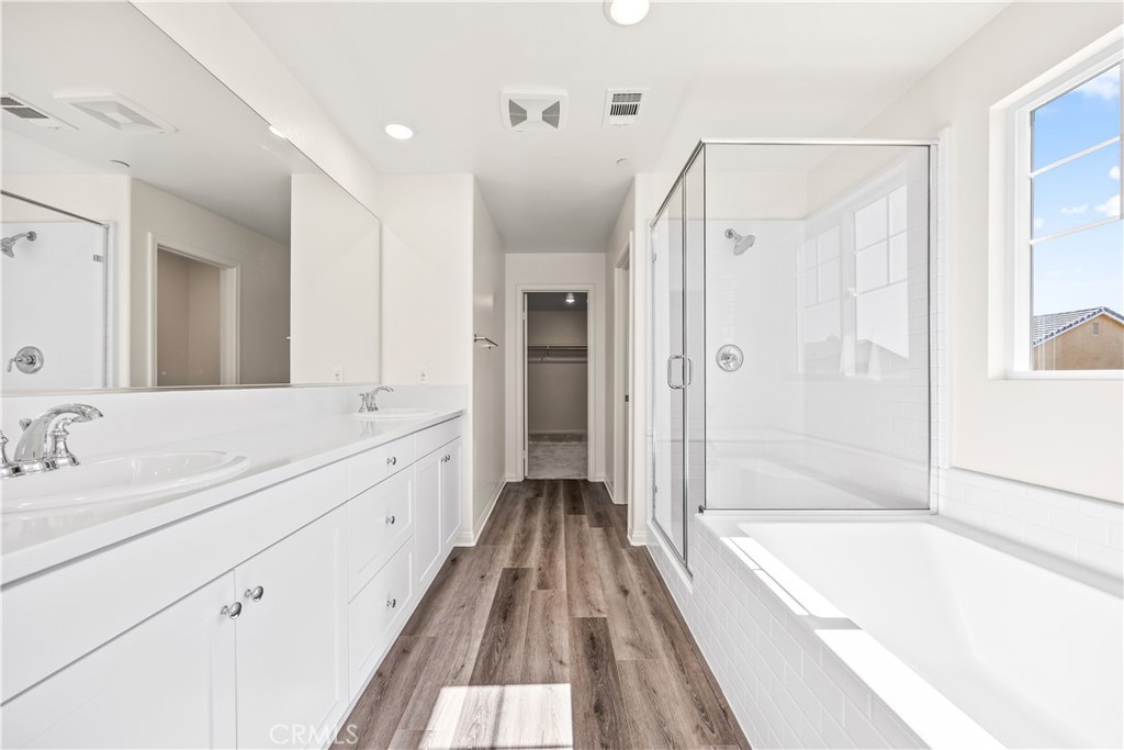 12511 Ava Loma Street