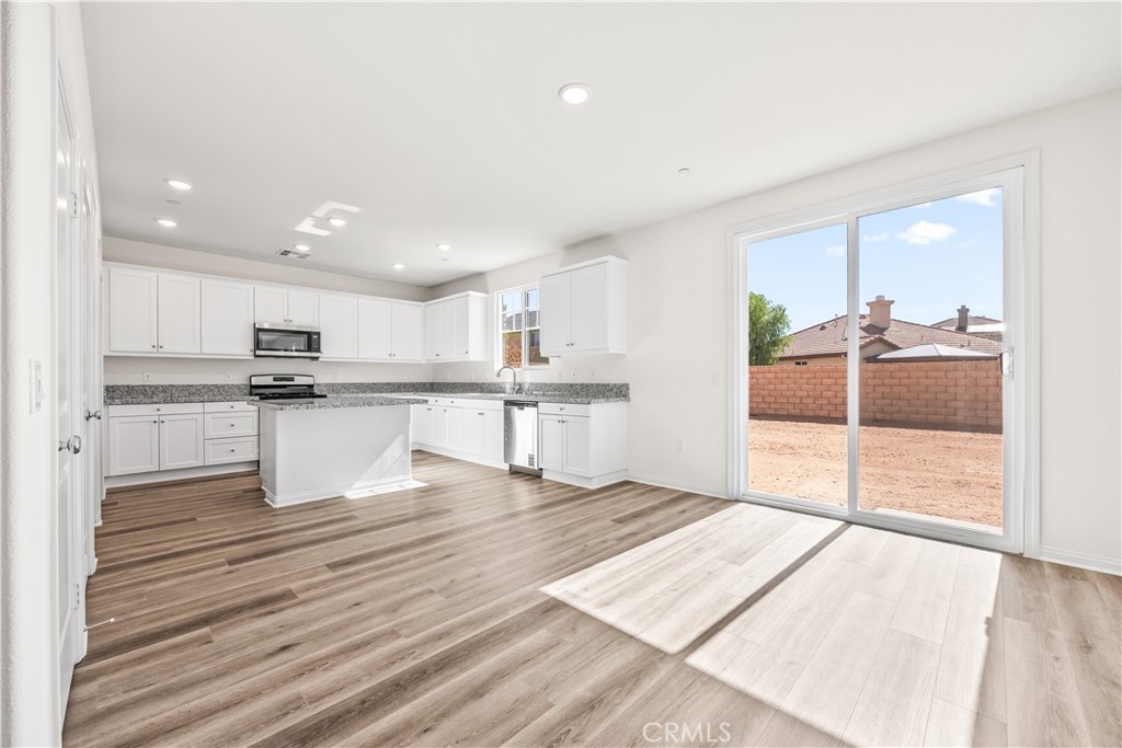 12511 Ava Loma Street